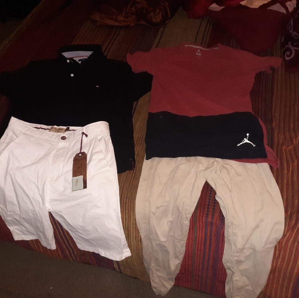 Good condition Tommy Hilfiger and jordan outfits